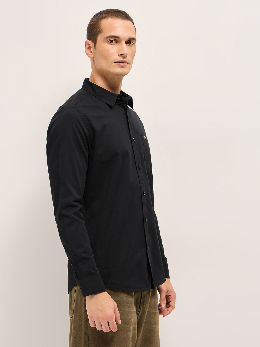 Men Black Cotton Solid Slim Fit Casual Shirt