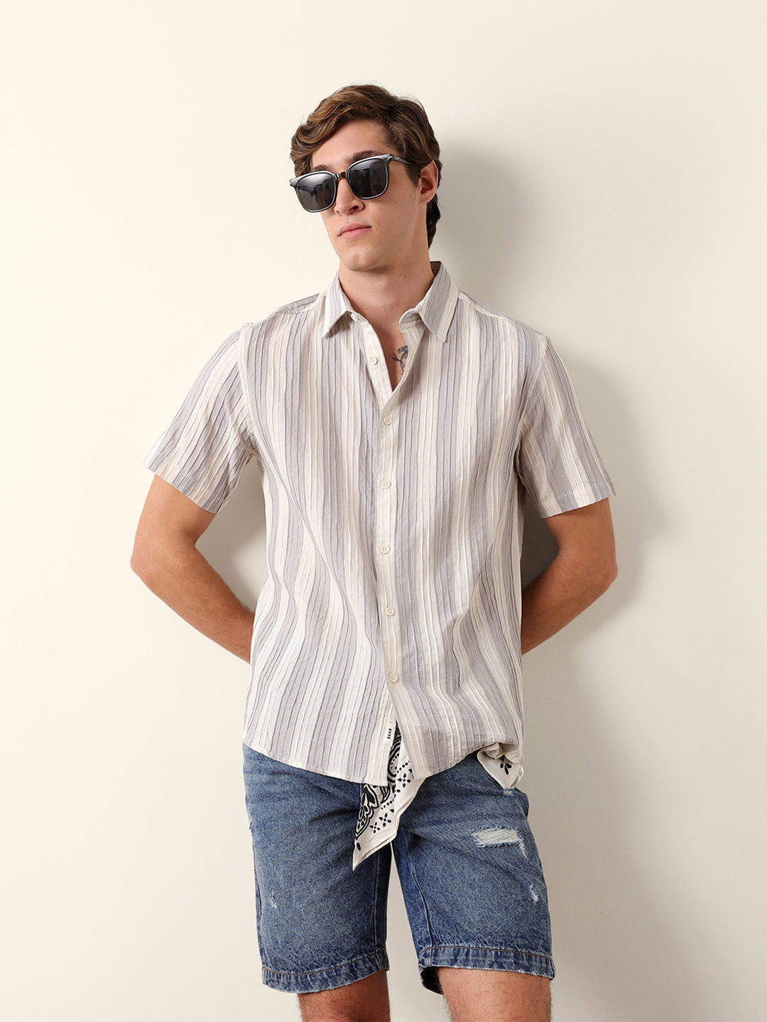Men Shorts Sleeve Shirt