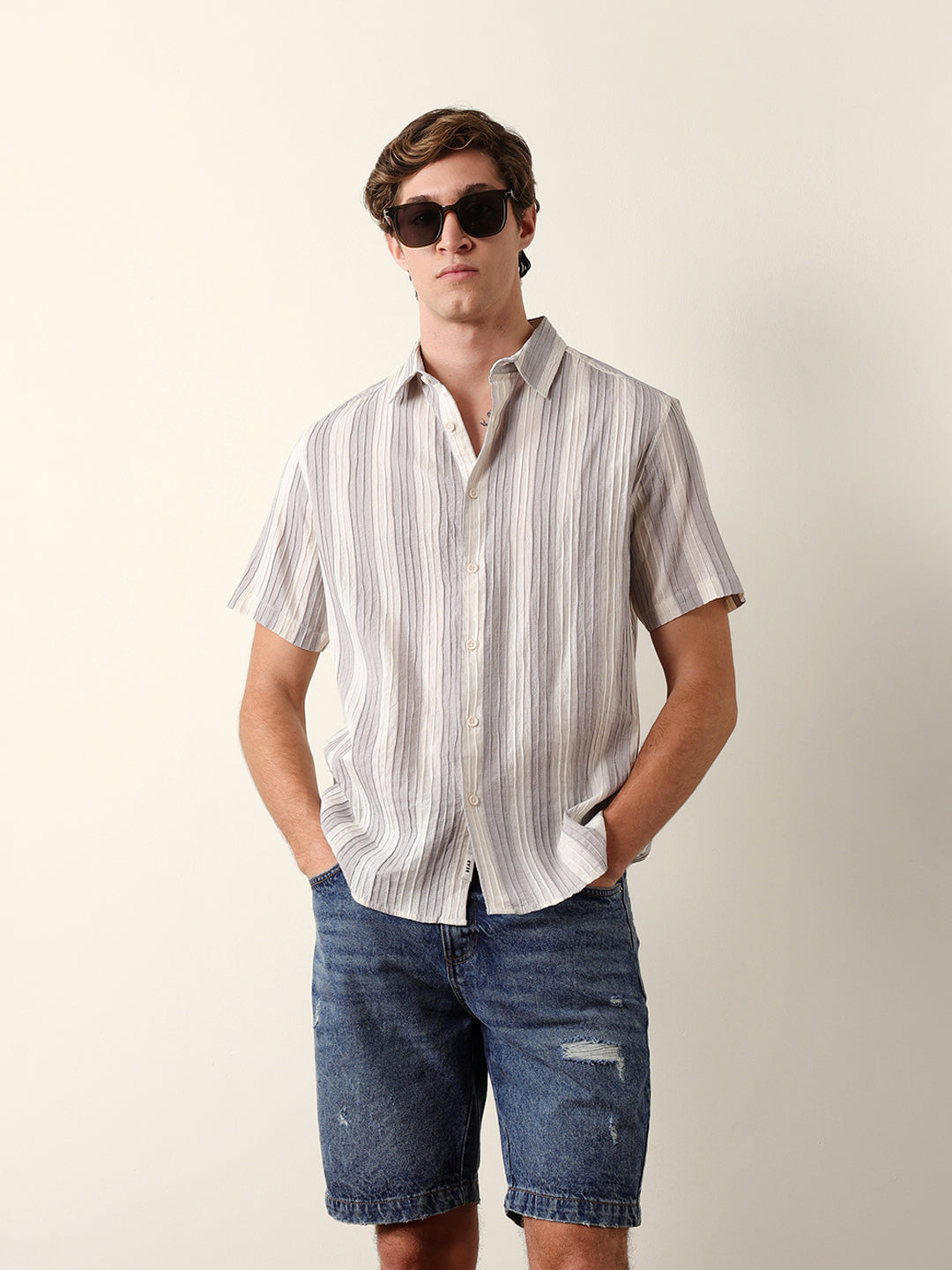 Men Shorts Sleeve Shirt