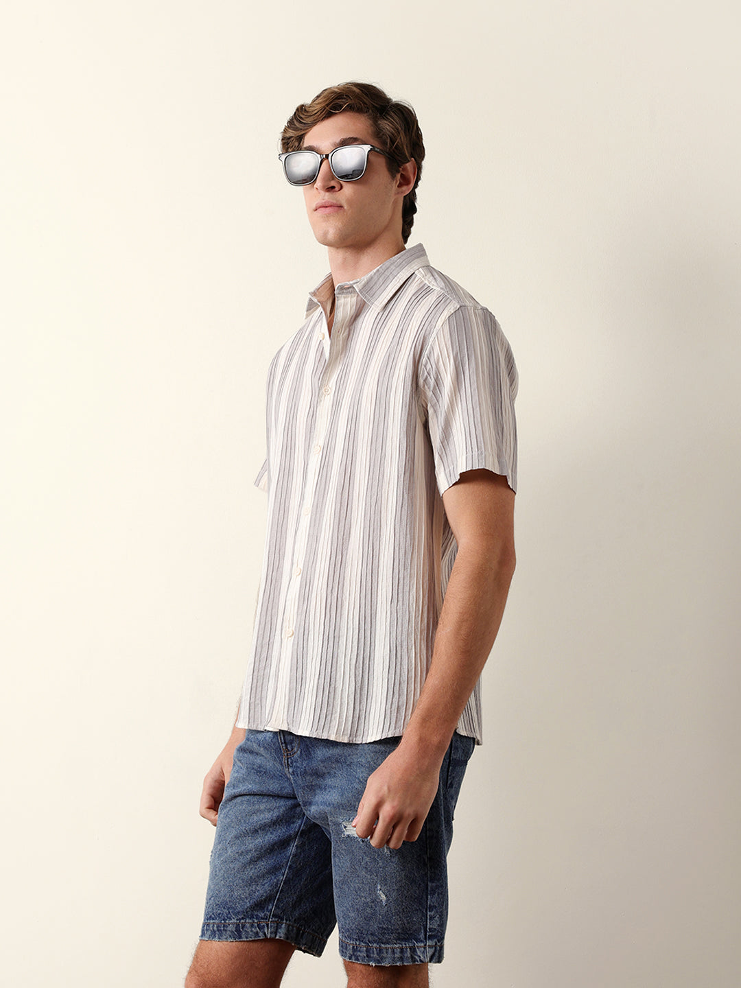 Men Shorts Sleeve Shirt