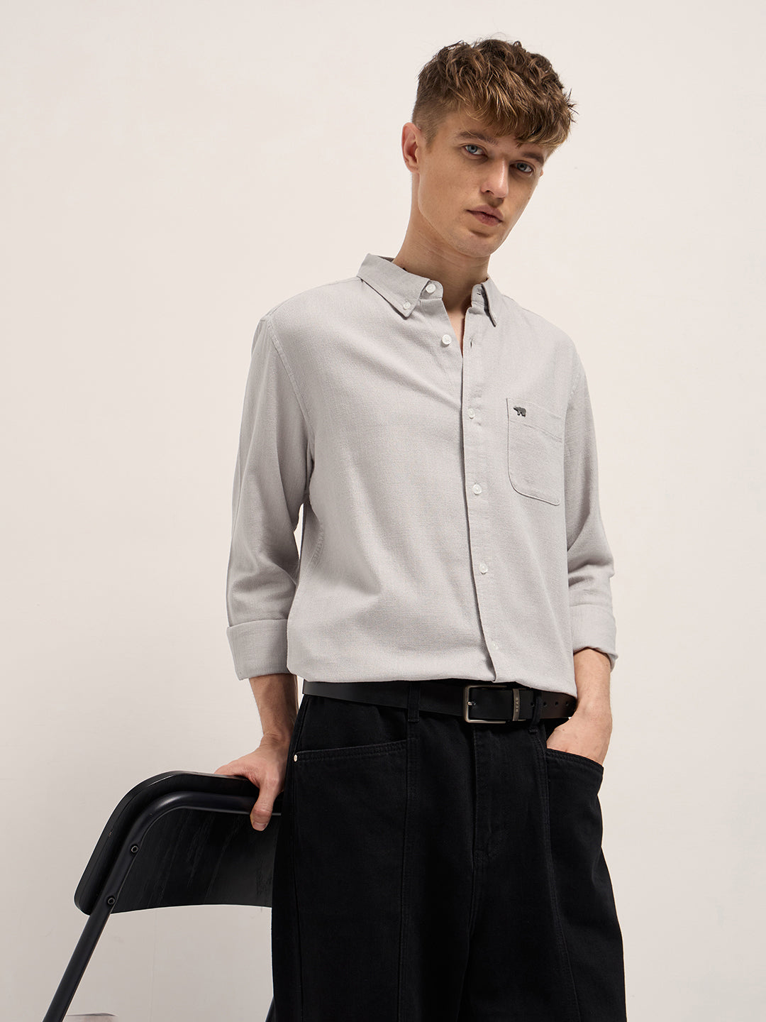 Men Grey Solid Slim Fit Cotton Casual Shirt