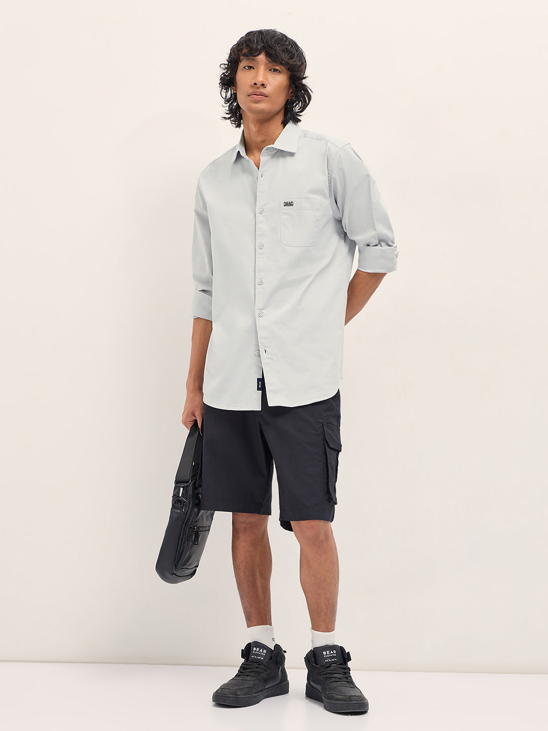 Men Light Grey Cotton Blend Solid Slim Fit Casual Shirt