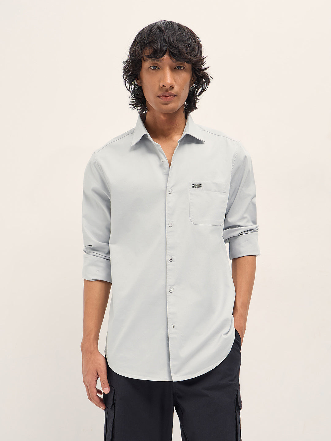 Men Light Grey Cotton Blend Solid Slim Fit Casual Shirt