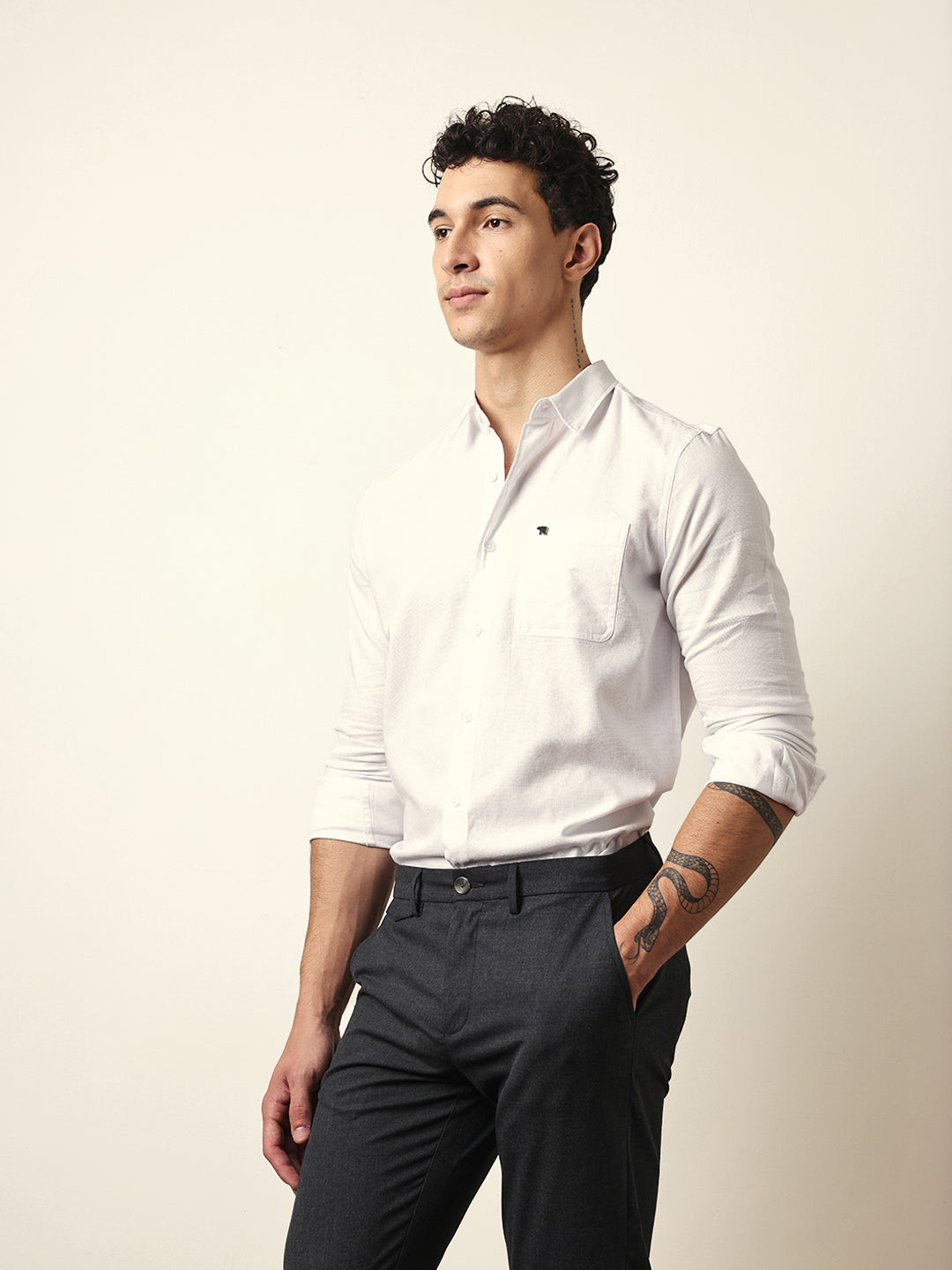Men Modern Fit Casual Shirt