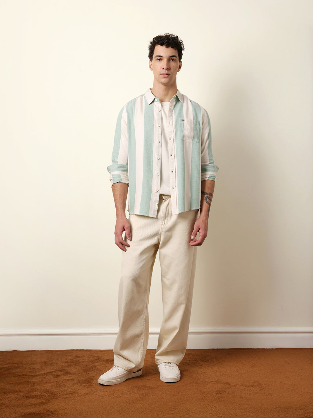 Men Checked Casual Full-Sleeve Shirt