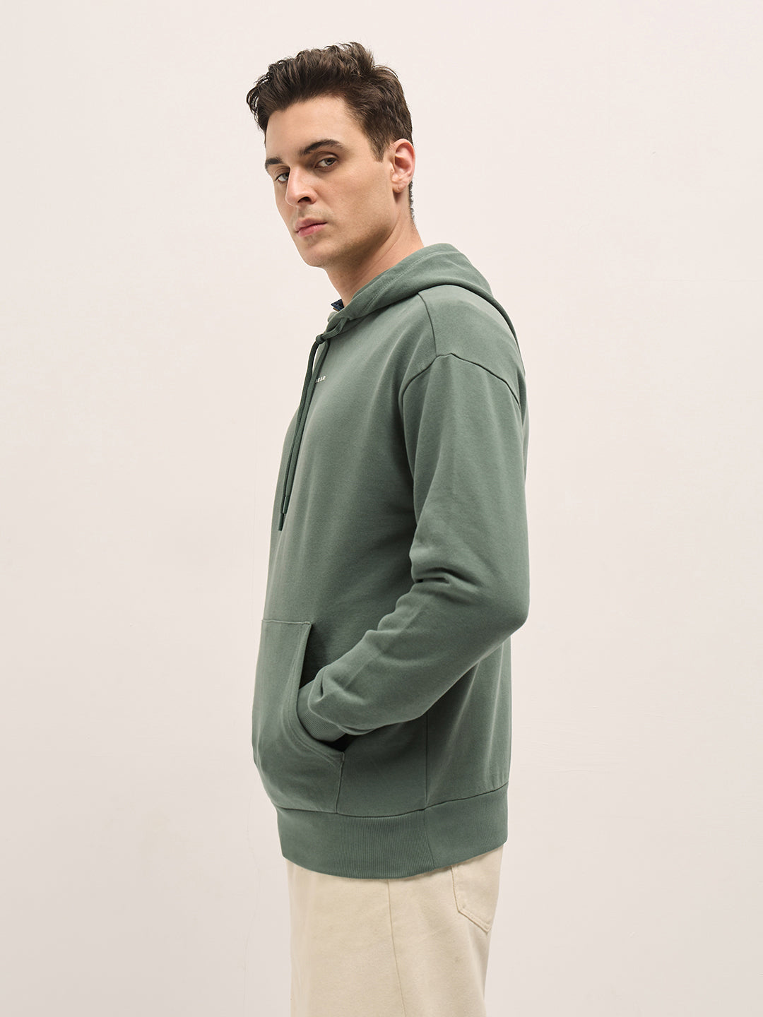 Men Green Solid Relax Fit Hoodie
