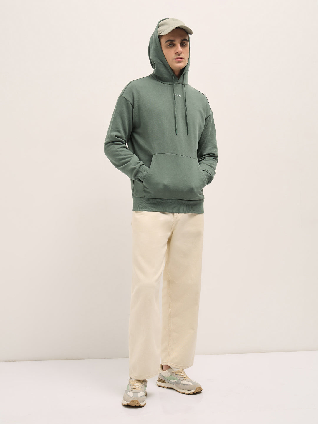 Men Green Solid Relax Fit Hoodie