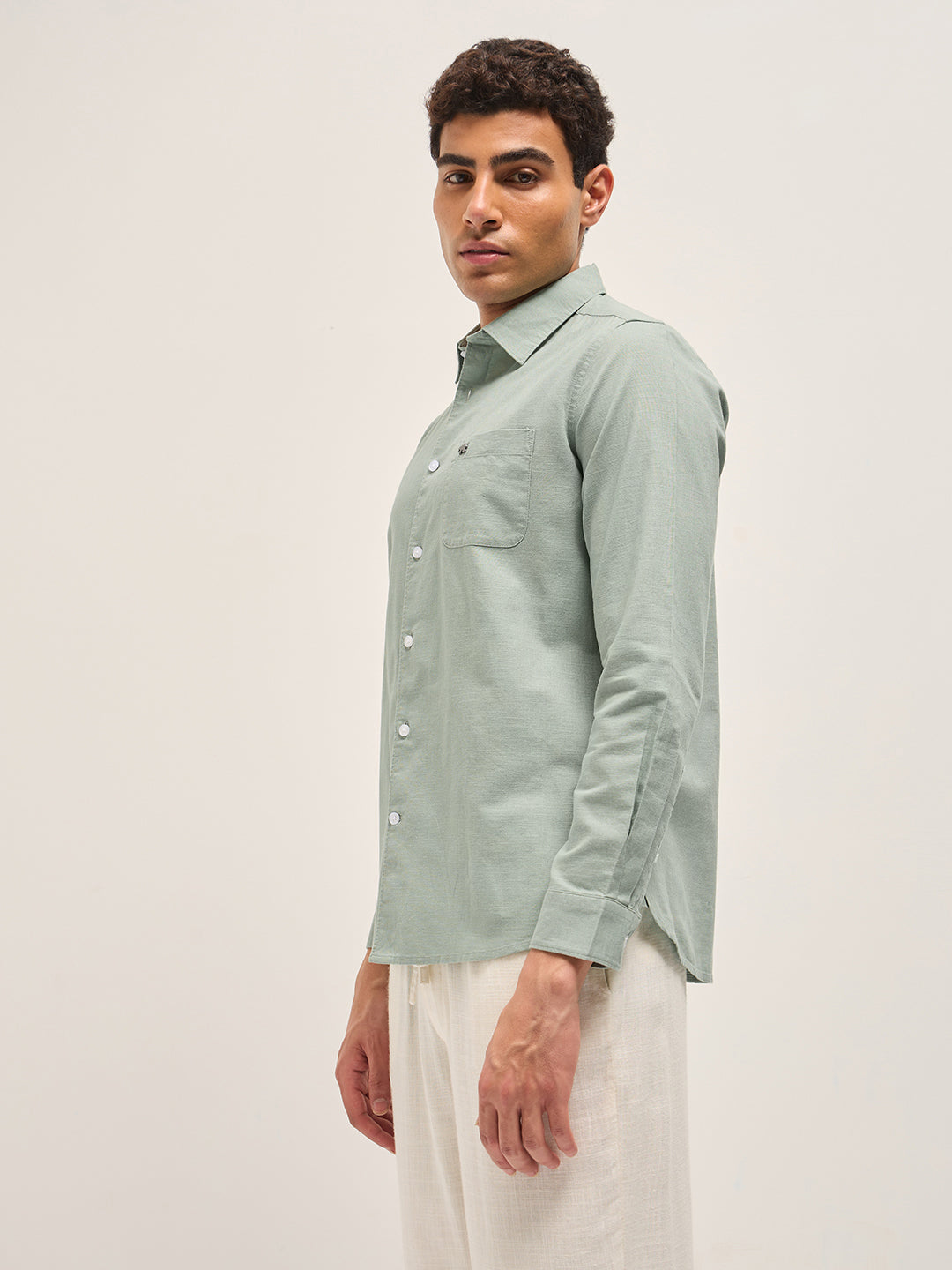 Men Light Green Cotton Linen Slim Fit Solid Casual Shirt