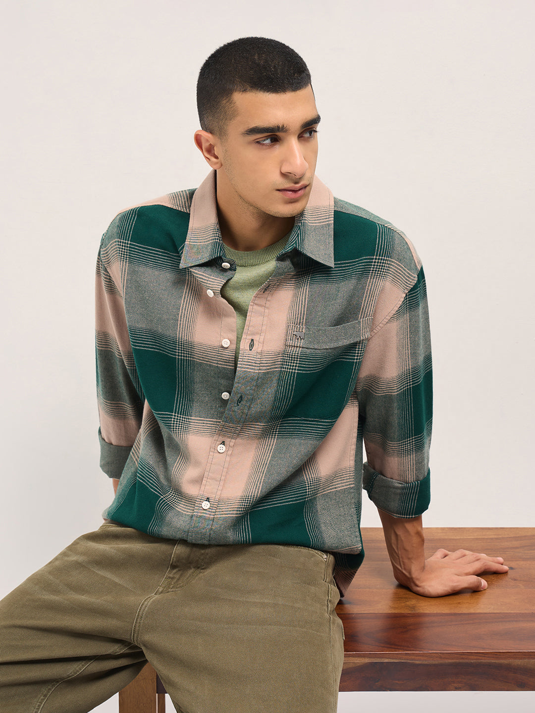 Men Green Checked Flannel Cotton Relaxed Fit Overshirt