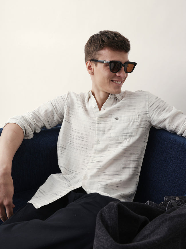Men Casual Textured Stripe Shirt