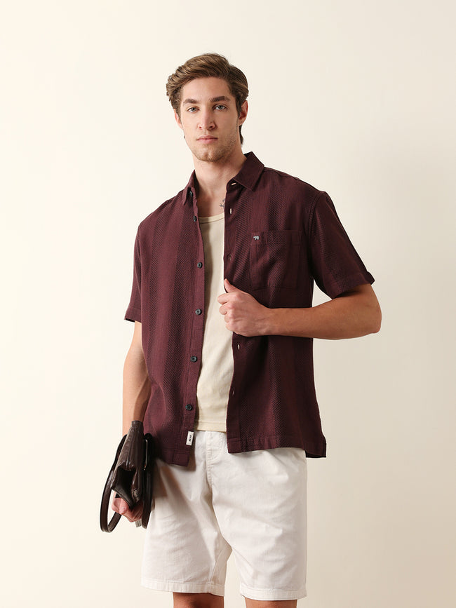 Men Short Sleeves Shirt