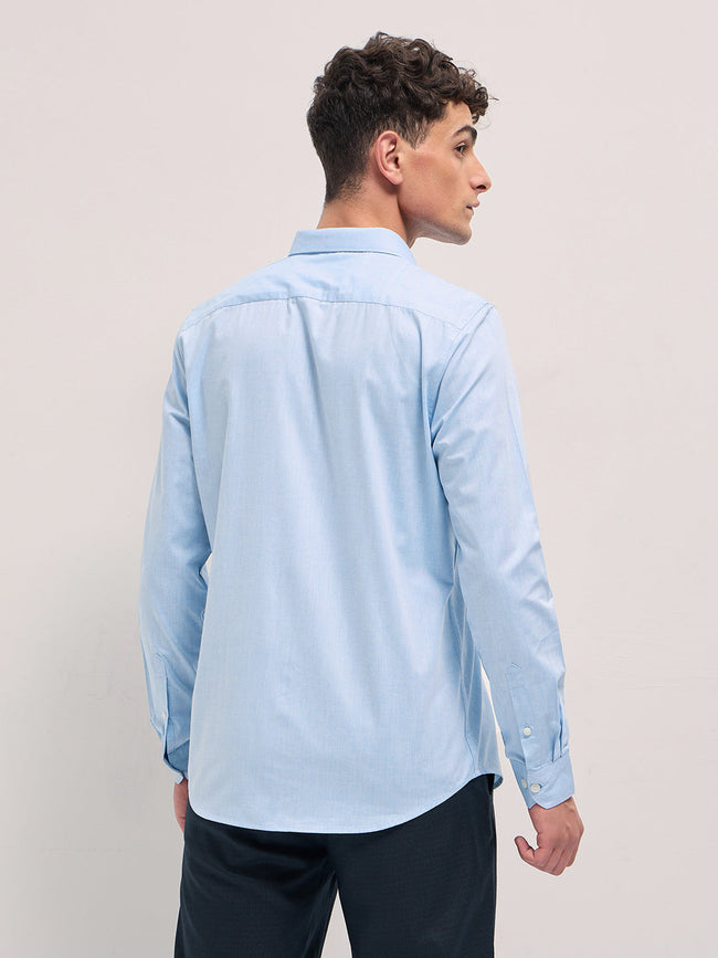 Men Blue Solid Tailored Fit Polyester Blend Formal Shirt