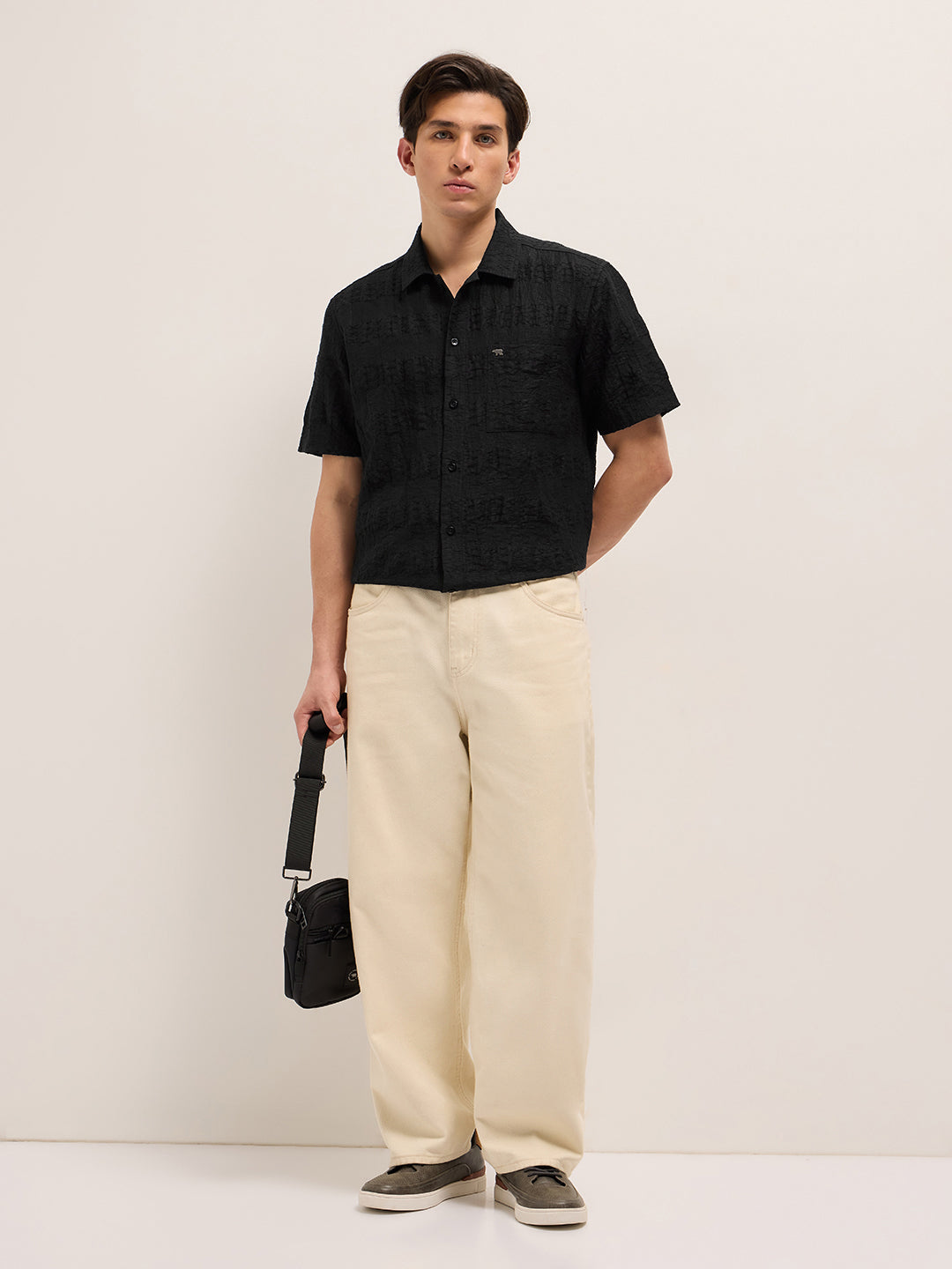 Men Black Crinkle Textured Regular Fit Half-Sleeve Casual Shirt