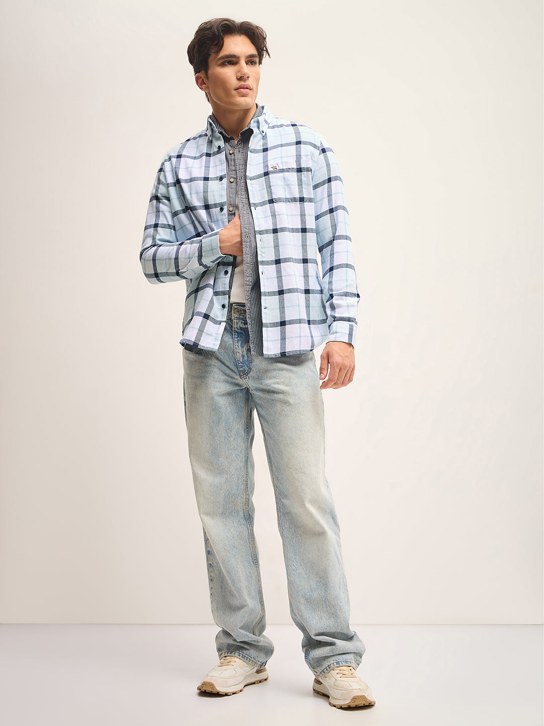 Men Blue Checked Slim Fit Casual Shirt