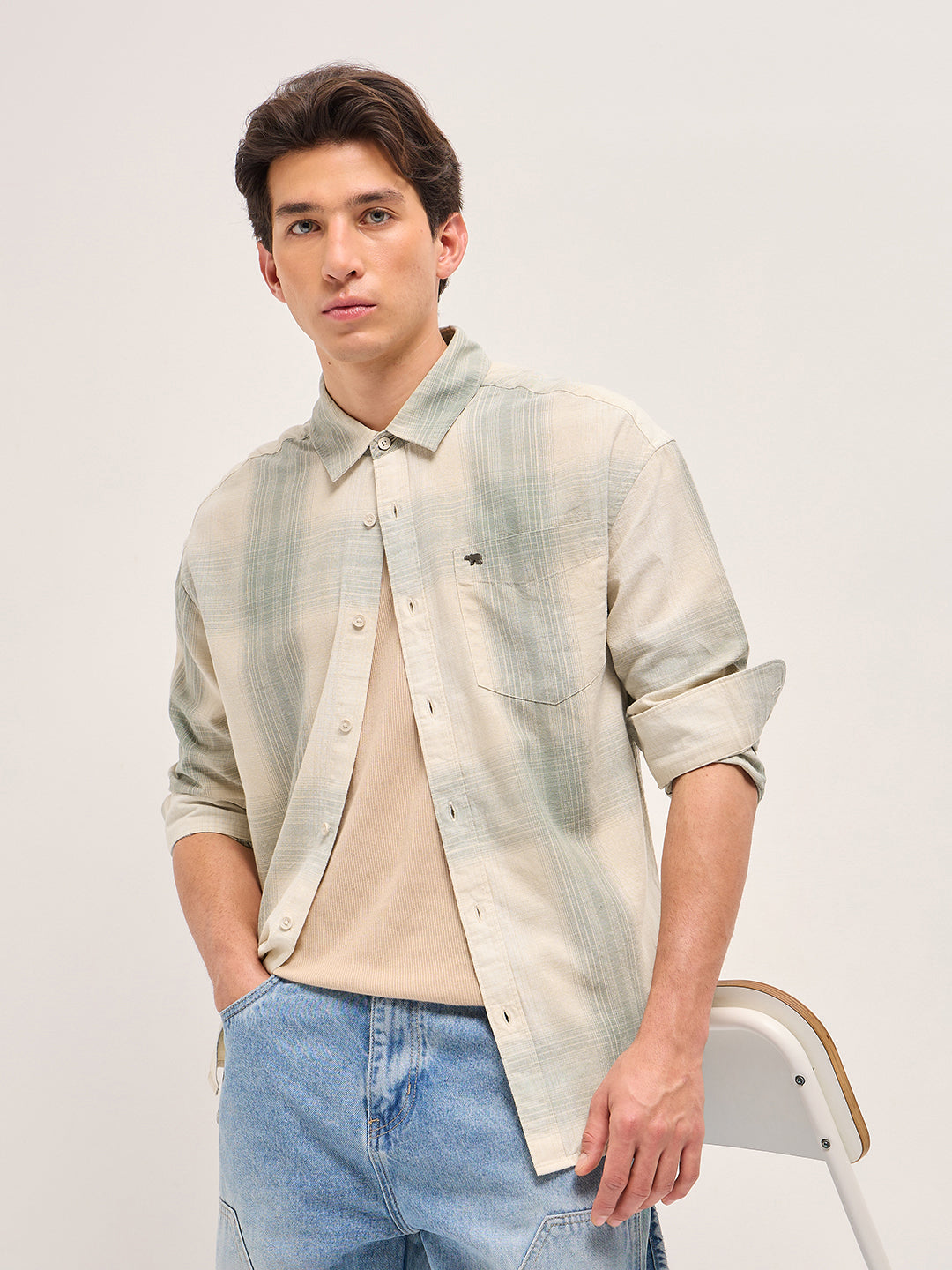 Men Green and Cream Checkered Relaxed Fit Casual Shirt
