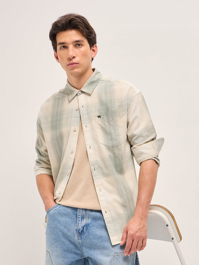 Men Green and Cream Checkered Relaxed Fit Casual Shirt