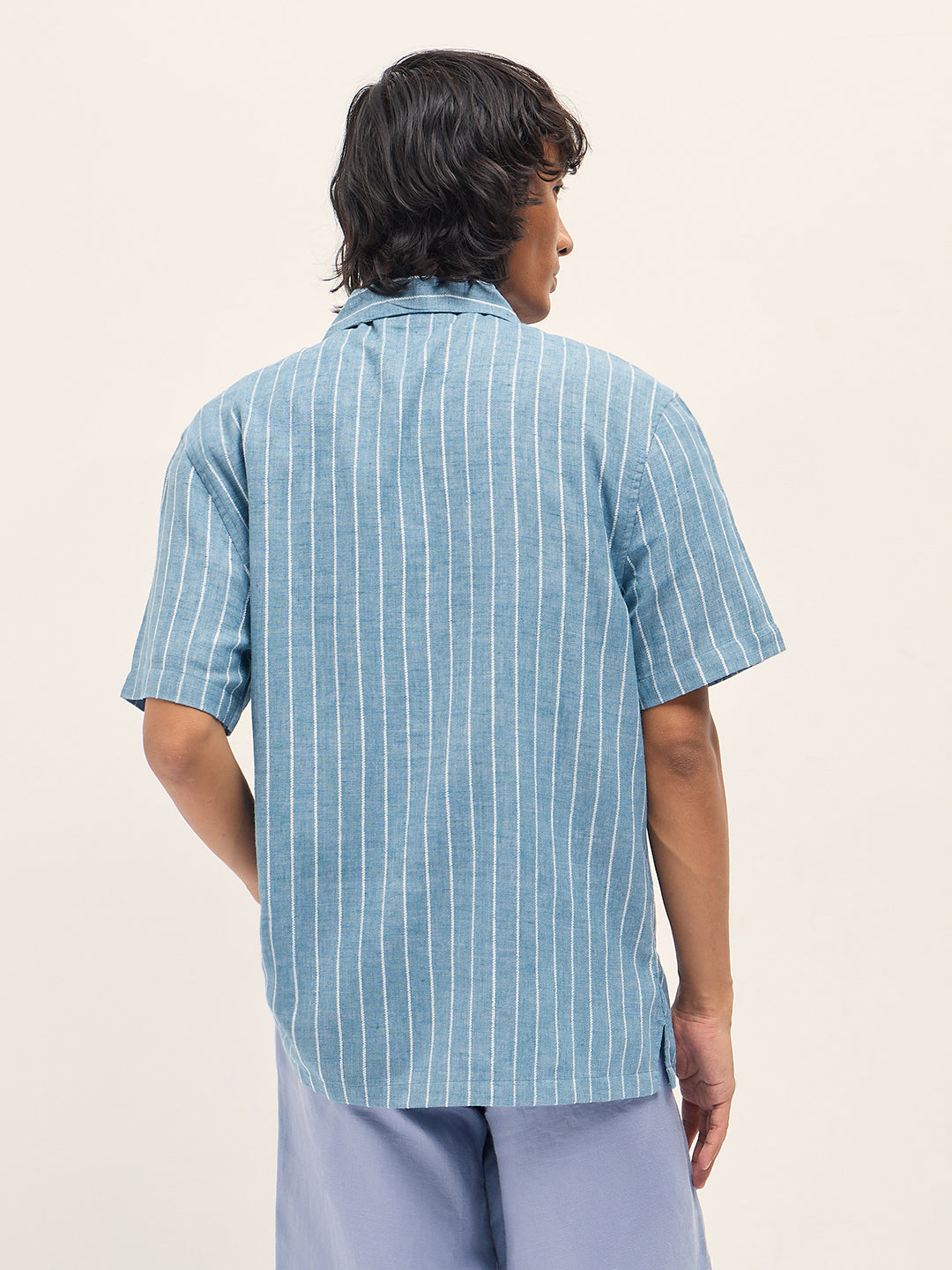 Men Blue Linen Vertical Textured Stripe Relaxed Fit Half Sleeve Casual Shirt