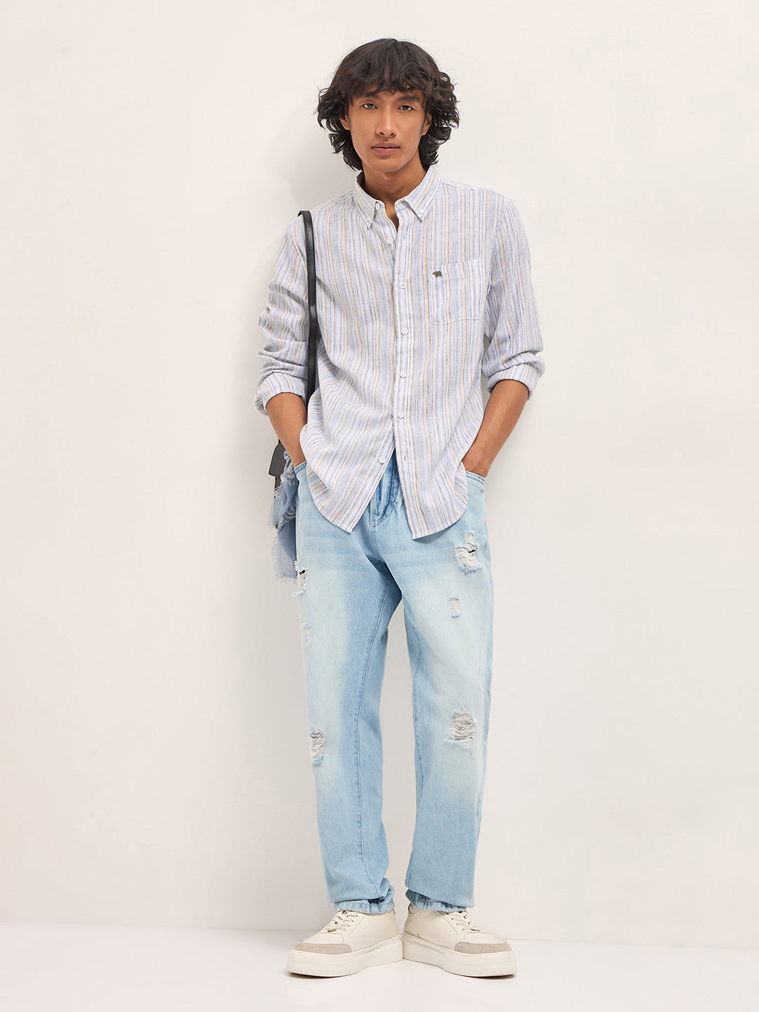Men Blue Vertical Stripes Slim Fit Casual Shirt