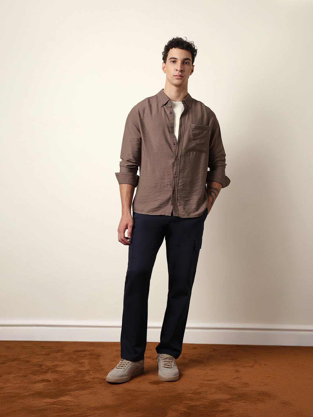 Men Modern Fit Casual Shirt