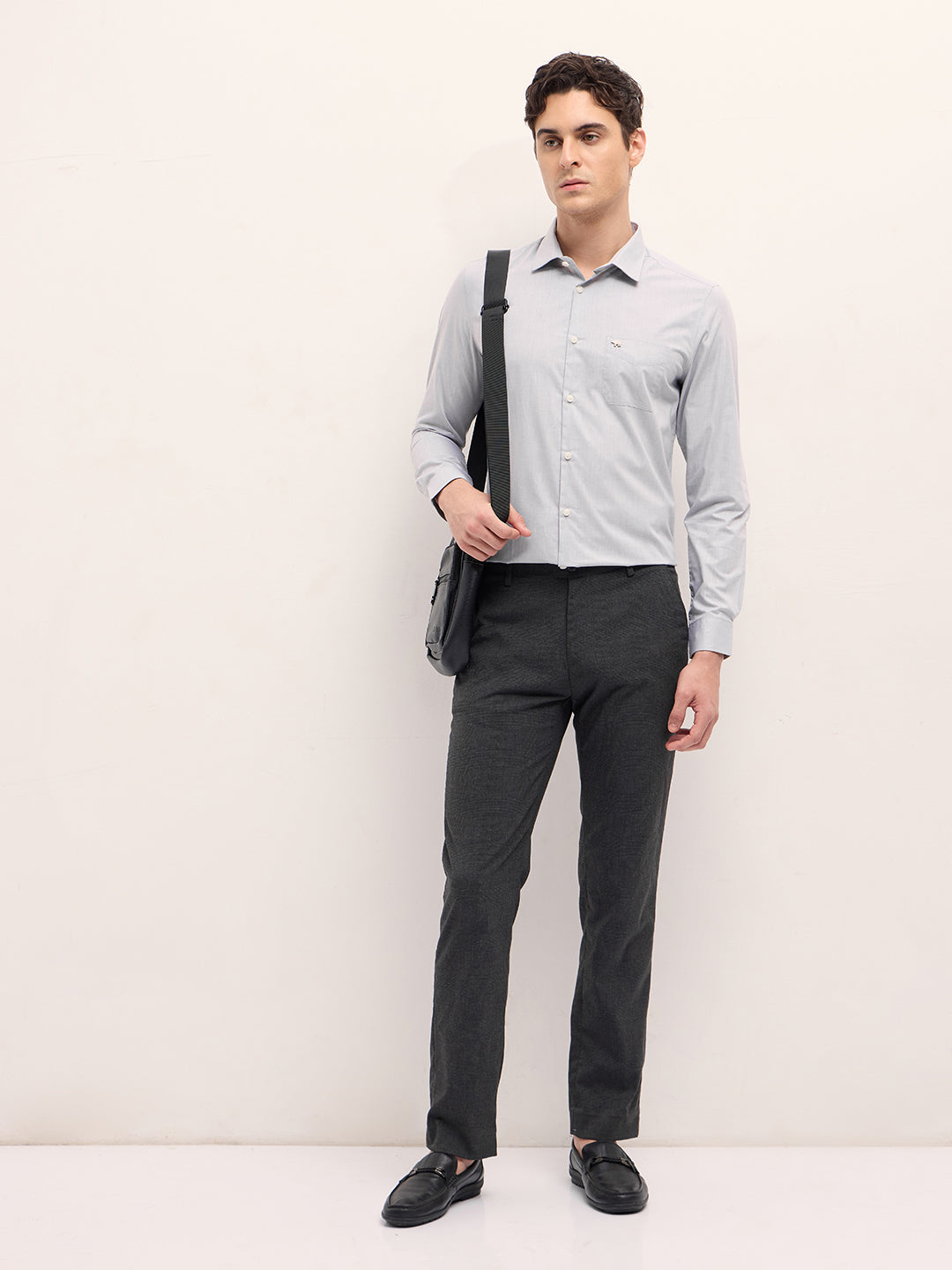 Men Grey Solid Tailored Fit Polyester Blend Formal Shirt