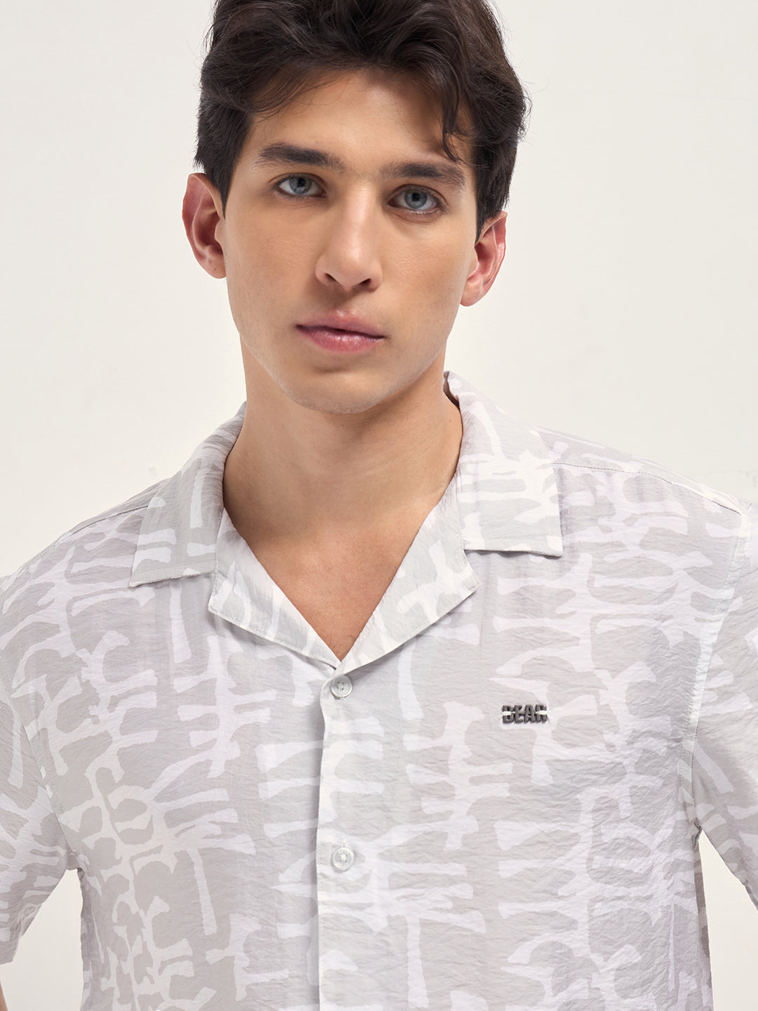 Men Beige Abstract Brush Stroke Print Relaxed Fit Cuban Collar Shirt