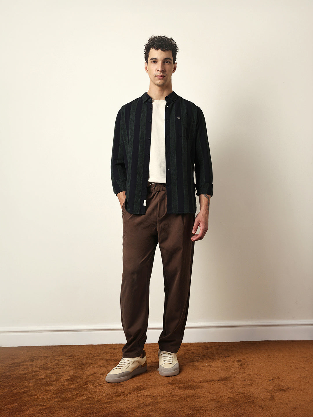 Men Modern Fit Casual Shirt