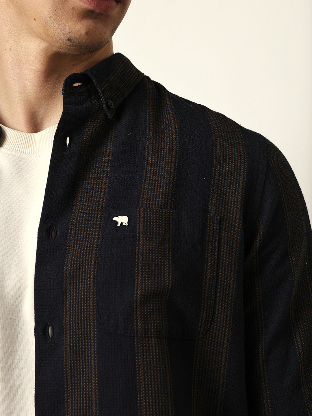 Men Modern Fit Casual Shirt