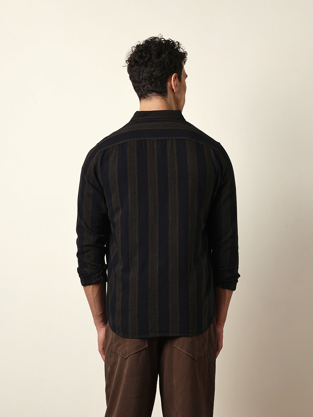 Men Modern Fit Casual Shirt