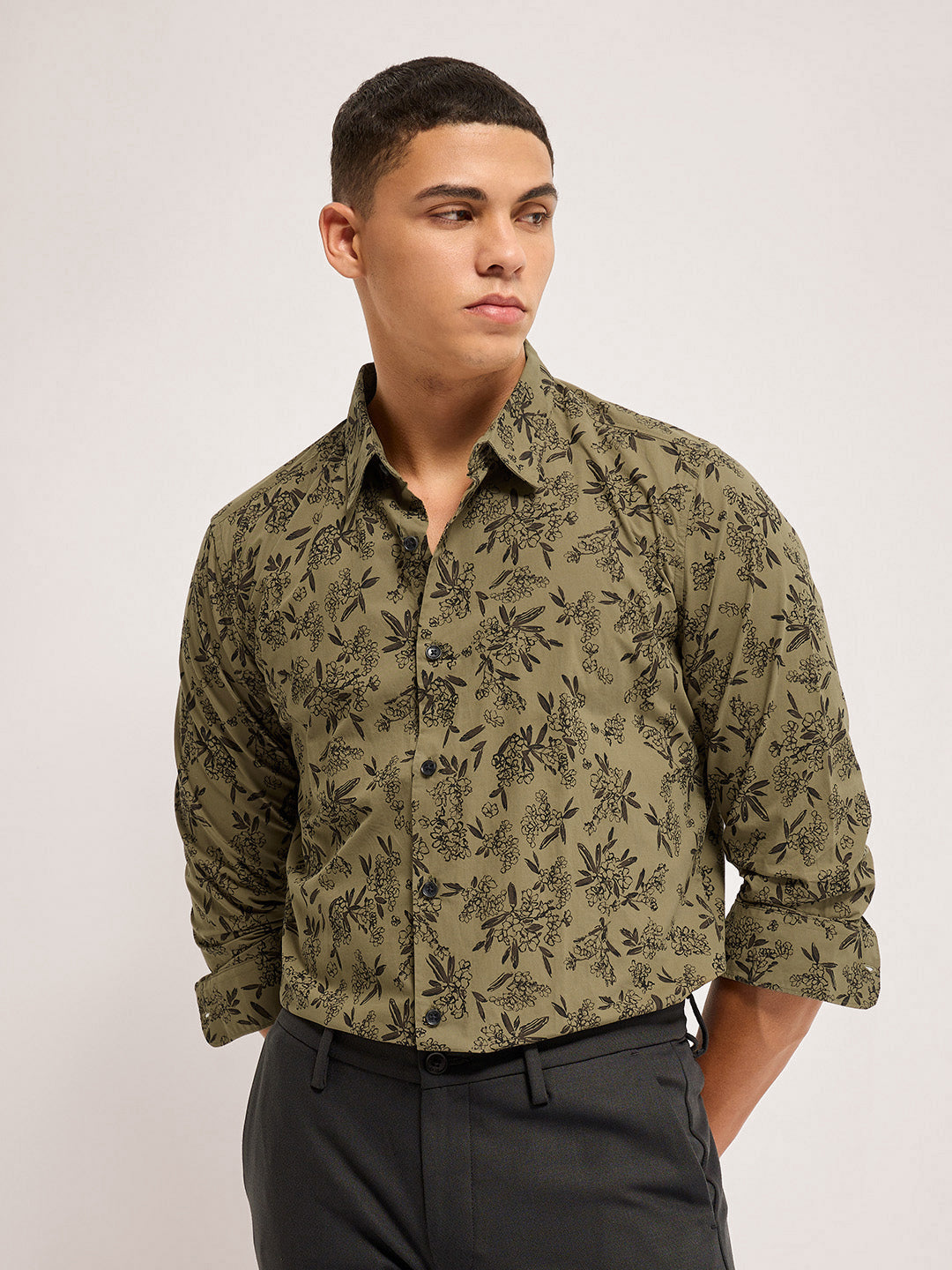 Men Olive Printed Slim Fit Casual Shirt