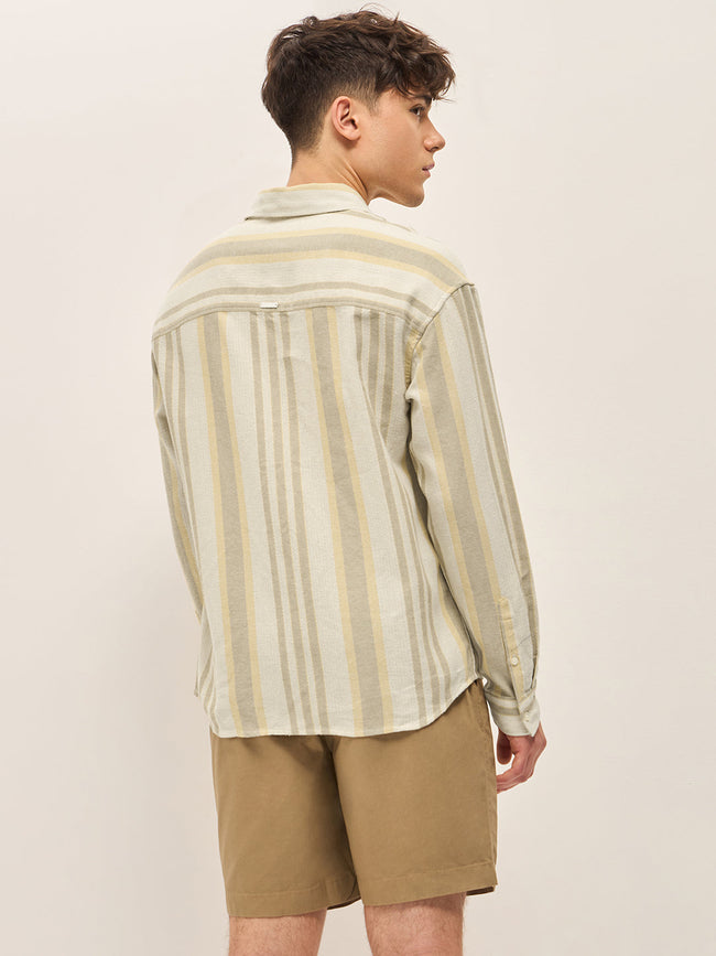Men Green Stripes Slim Fit Casual Shirt