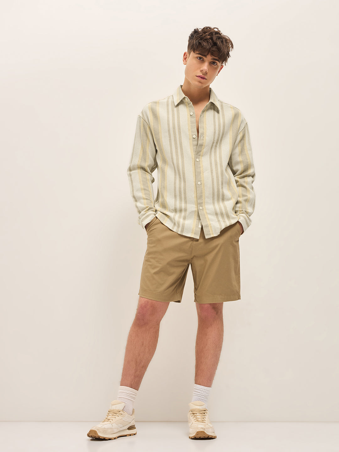 Men Green Stripes Slim Fit Casual Shirt