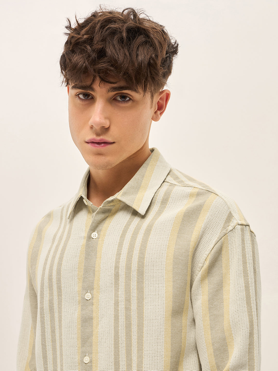 Men Green Stripes Slim Fit Casual Shirt