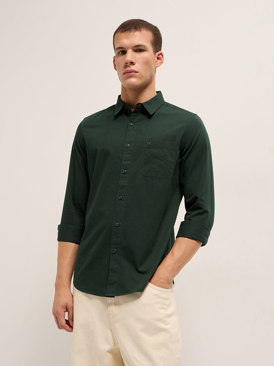 Men Dark Green Cotton Solid Slim Fit Casual Shirt
