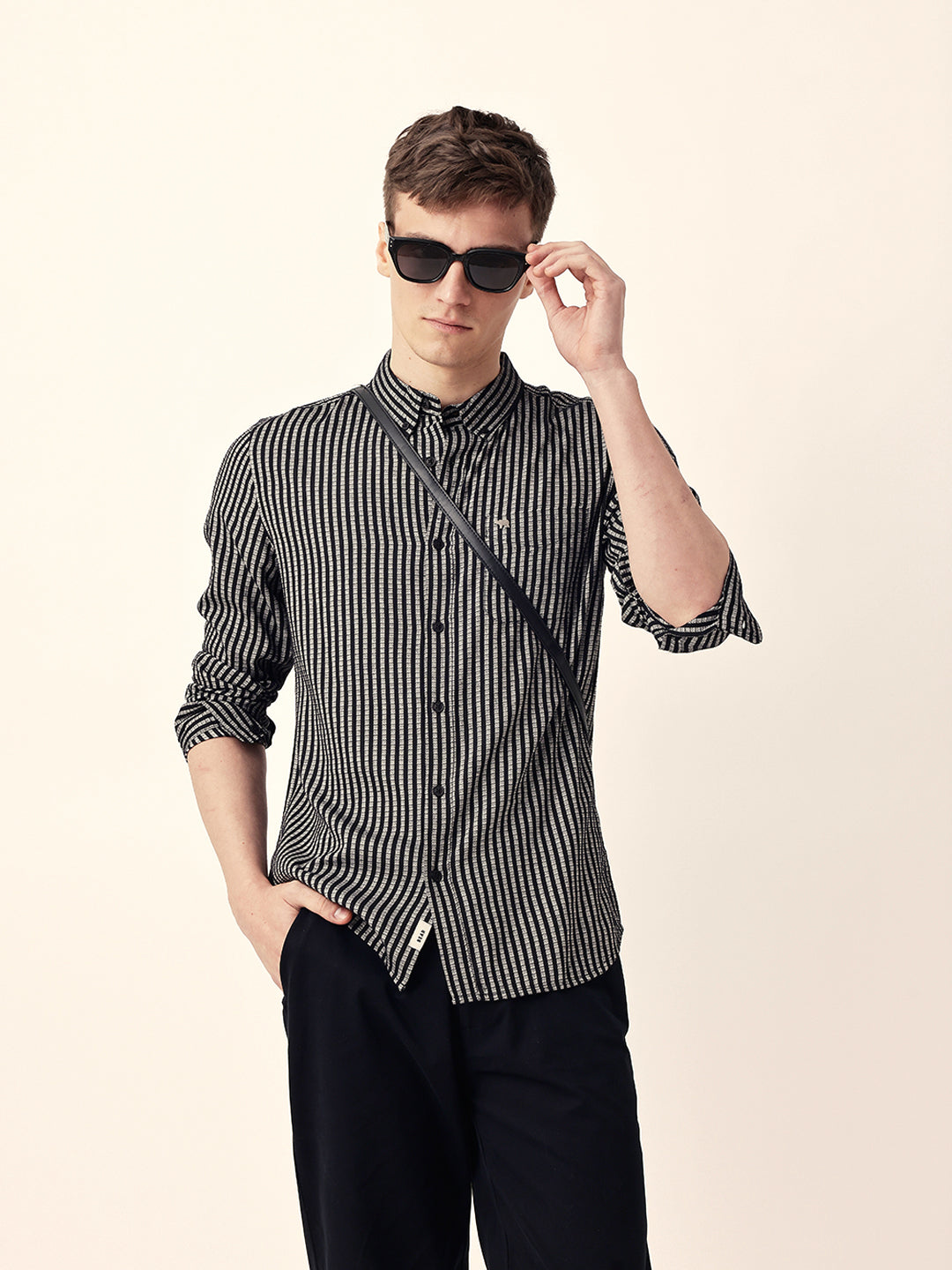 Men Casual Vertical Stripe Shirt
