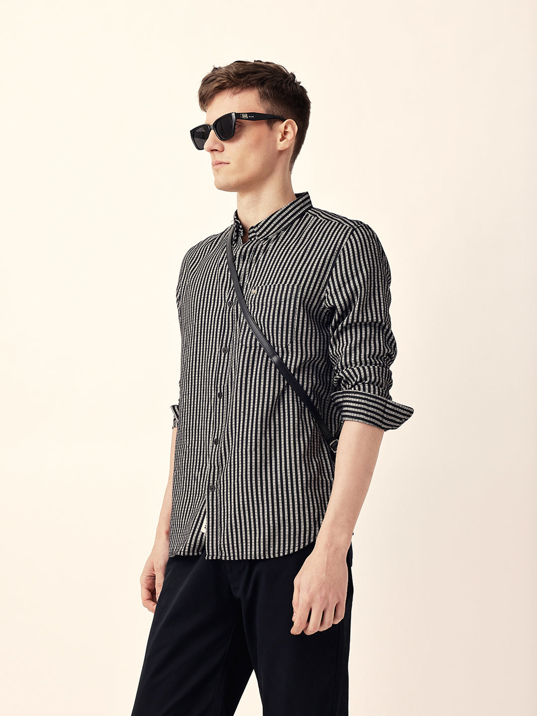 Men Casual Vertical Stripe Shirt