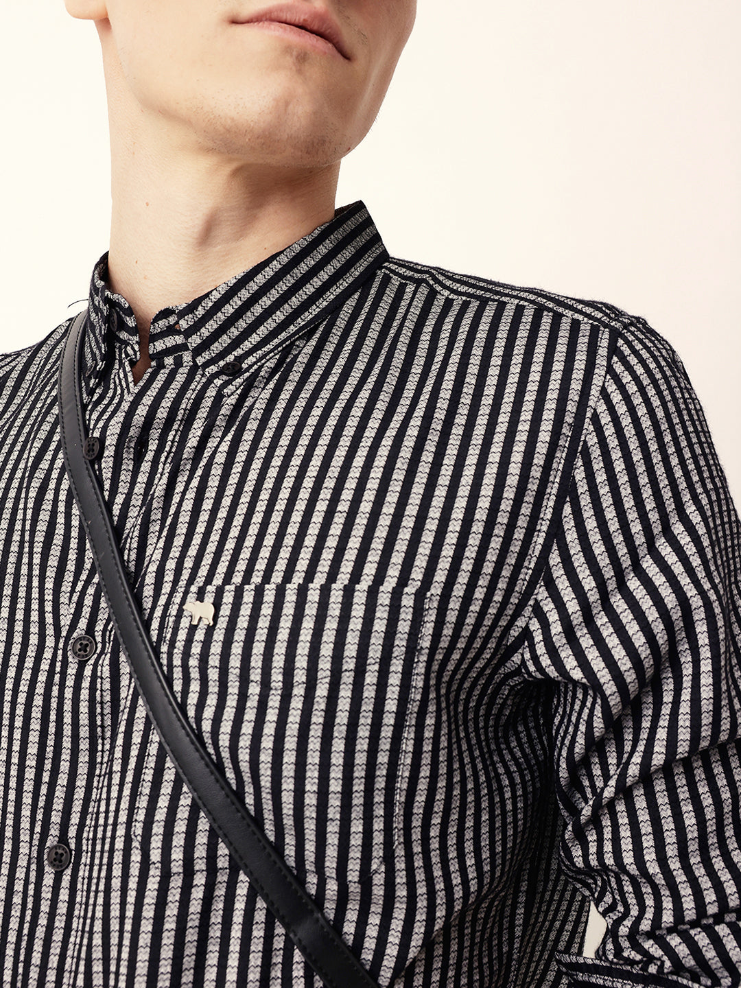 Men Casual Vertical Stripe Shirt