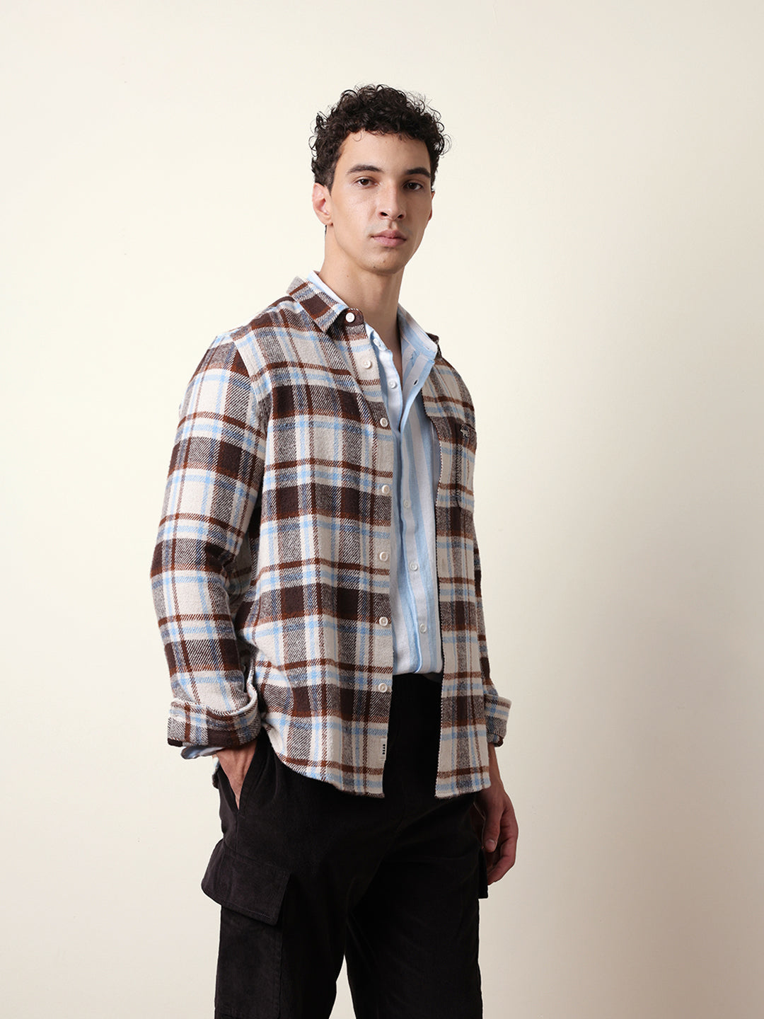 Men Modern Fit Casual Shirt