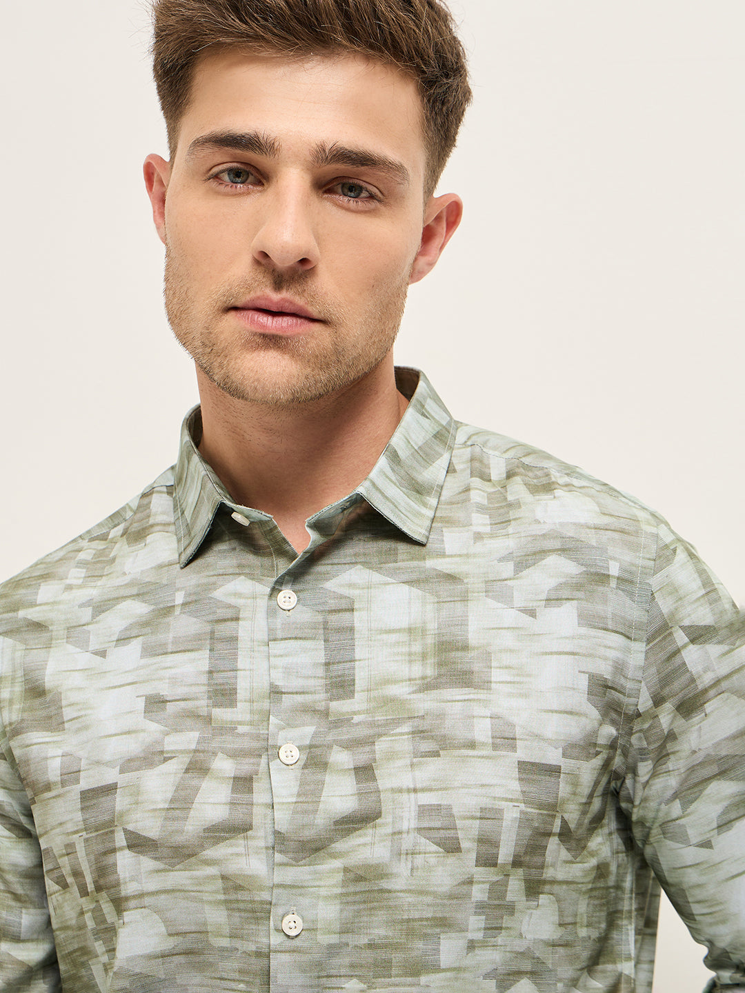 Men Shirt Green Abstract geometric Print Tailored Fit Formal Shirt