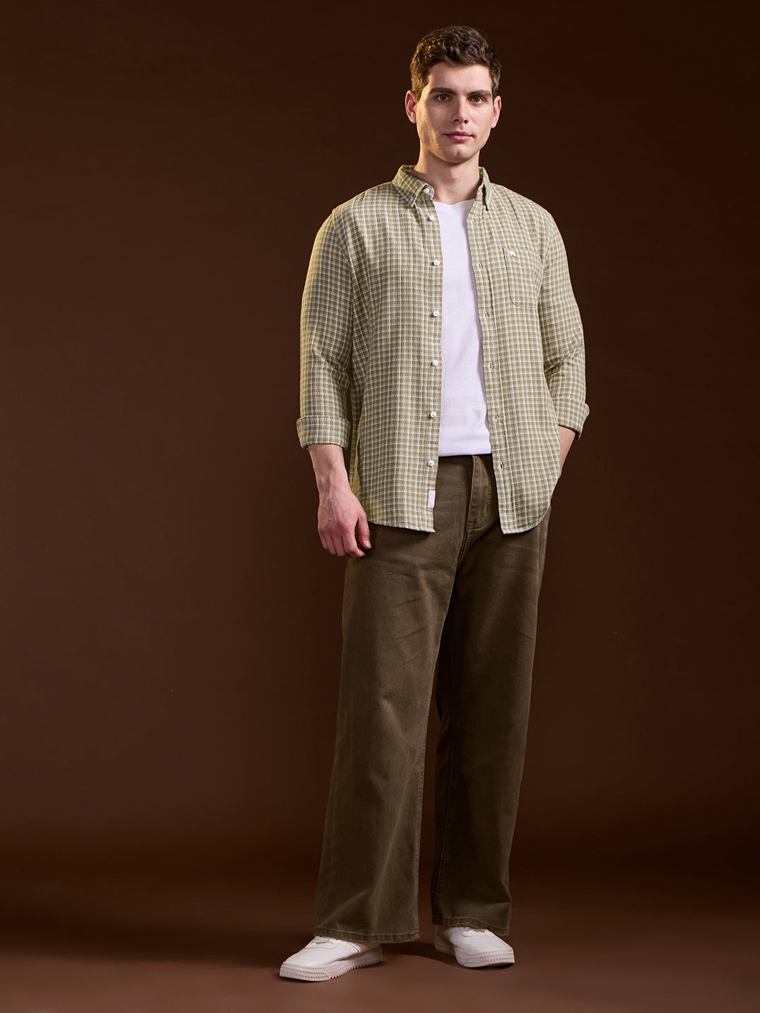 Men Olive Checkered Slim Fit Casual Shirt