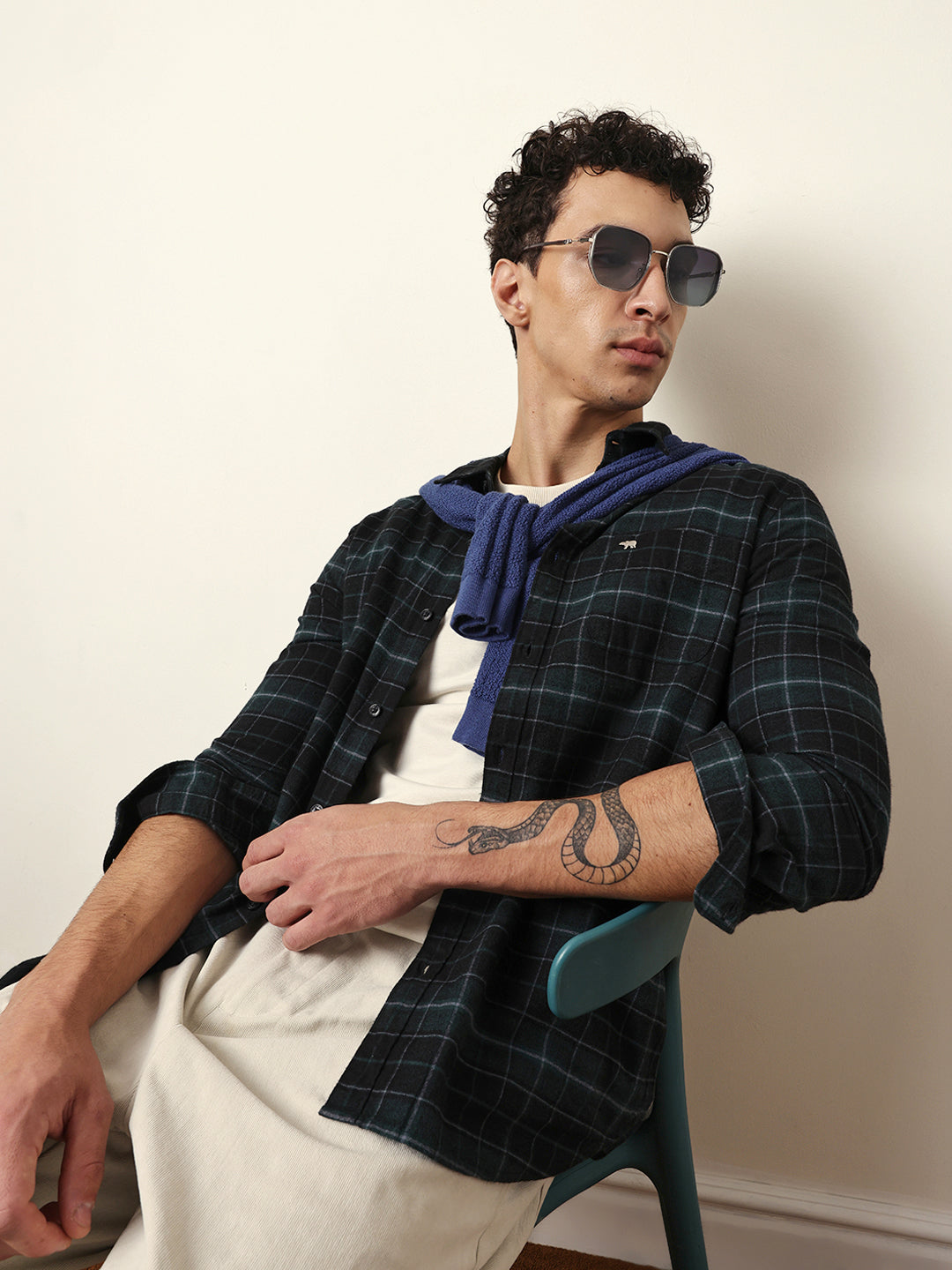 Men Modern Fit Casual Shirt