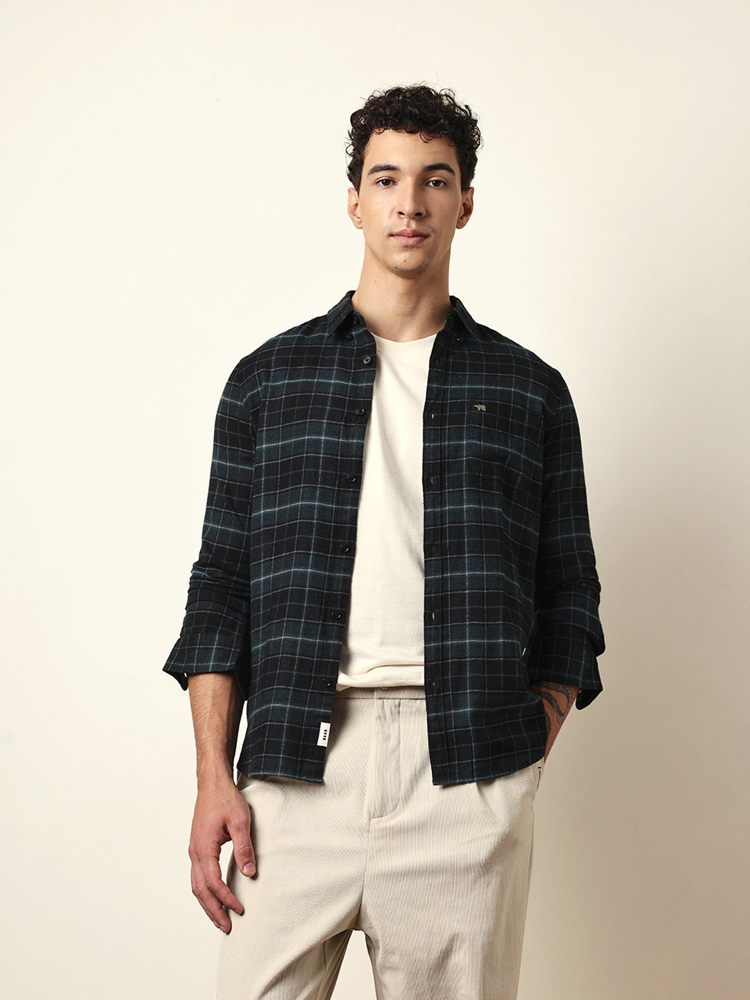 Men Modern Fit Casual Shirt