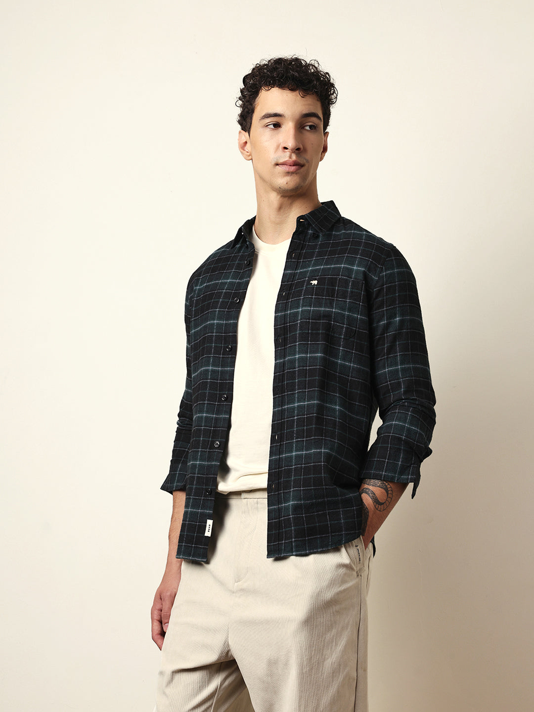 Men Modern Fit Casual Shirt
