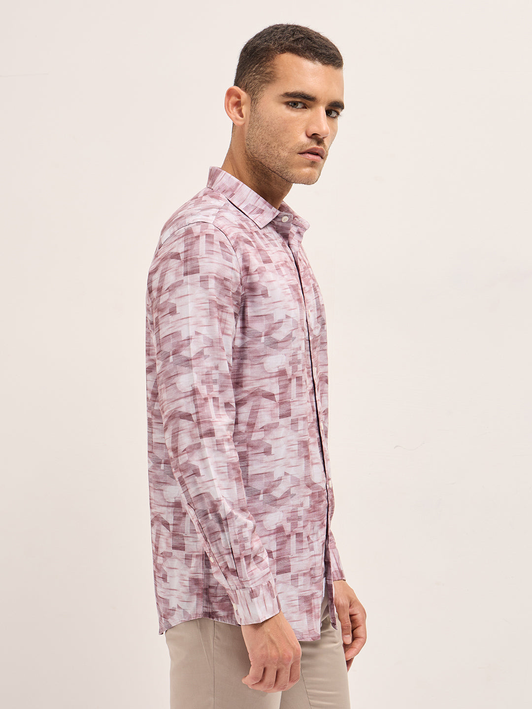Men Pink Abstract Geometric print Tailored Fit Formal Shirt
