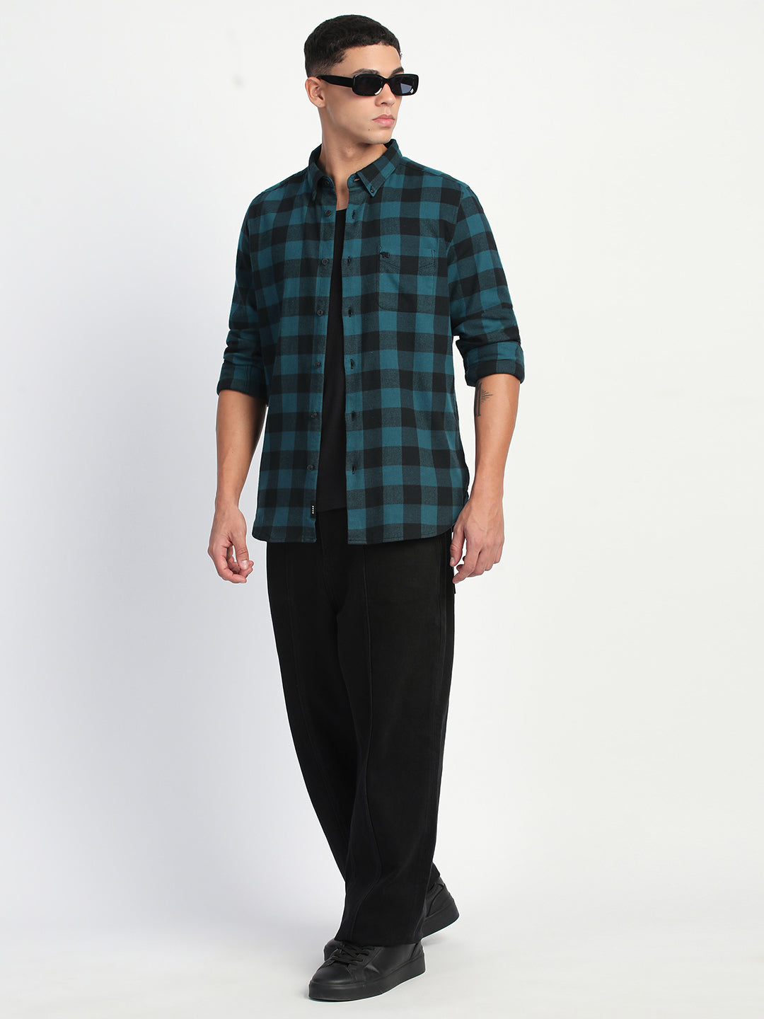 Men Teal Checked Slim Fit Casual Shirt