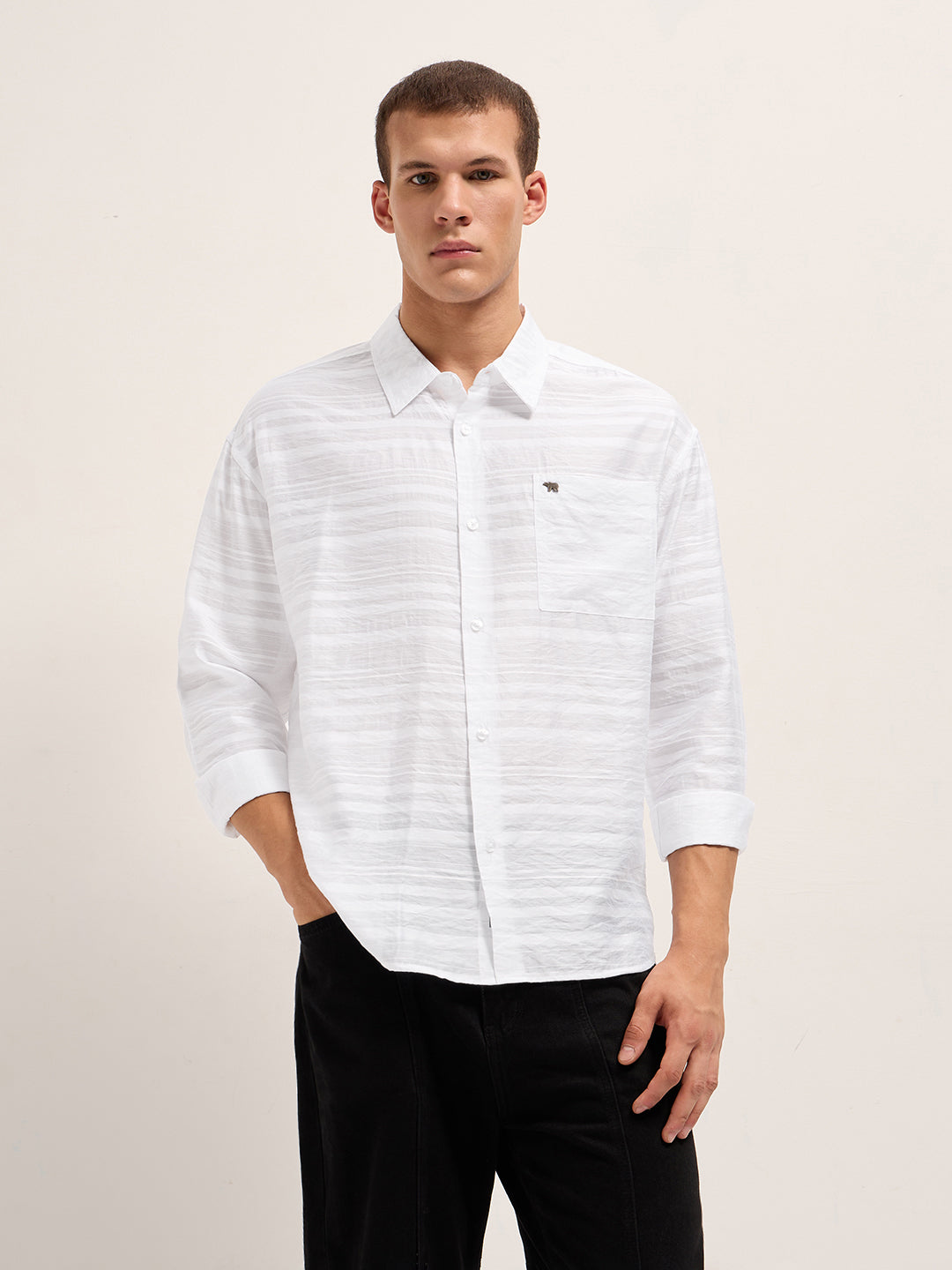 Men White Crinkled Horizontal Textured Stripe Relaxed Fit Casual Shirt