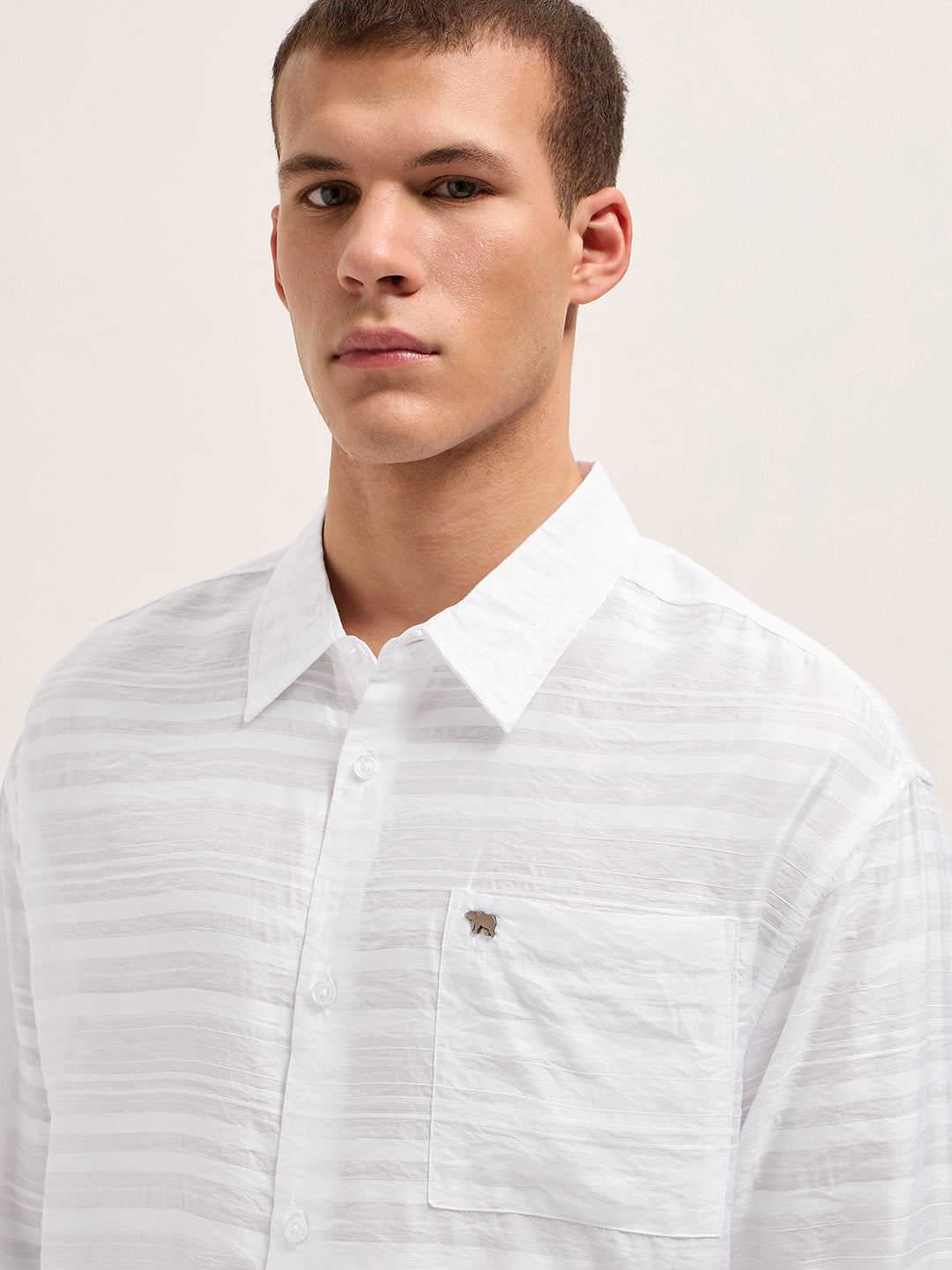 Men White Crinkled Horizontal Textured Stripe Relaxed Fit Casual Shirt