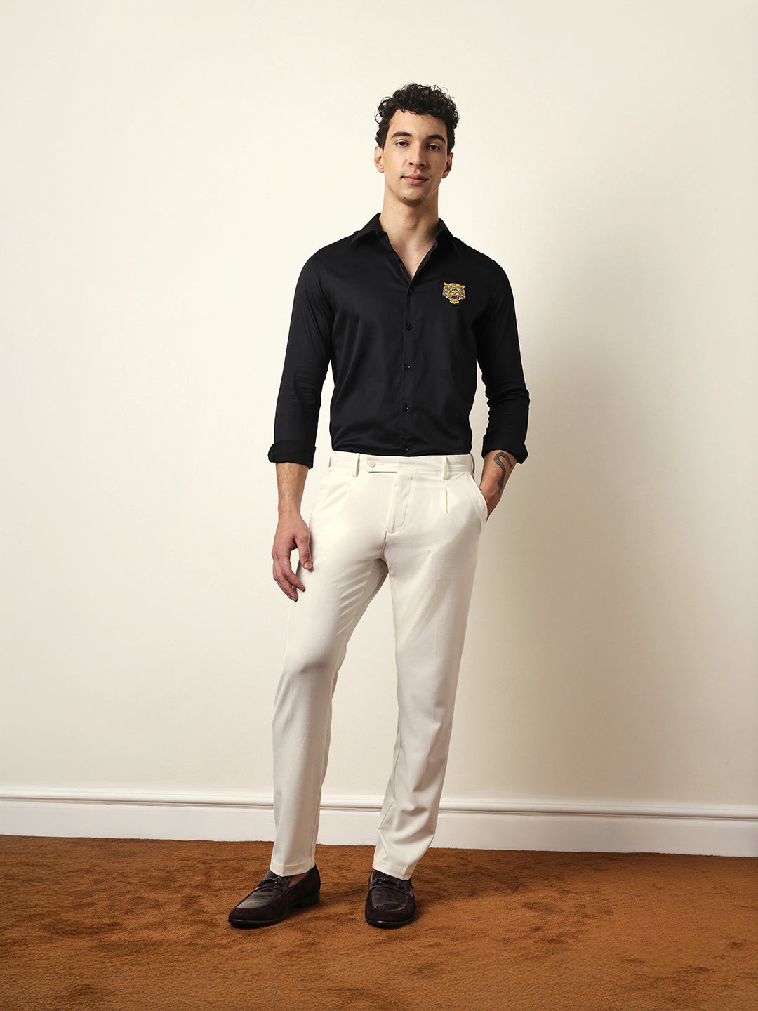 Men Modern Fit Casual Shirt
