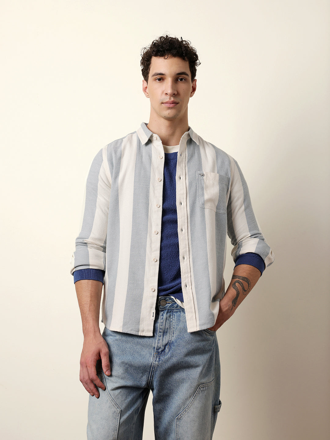 Men Checked Casual Full-Sleeve Shirt