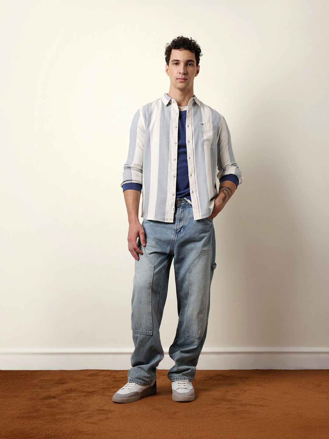 Men Checked Casual Full-Sleeve Shirt