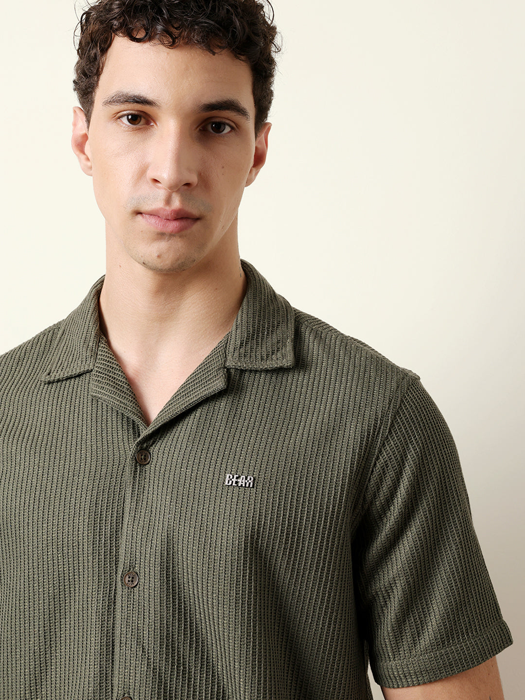 Men Solid Casual Half-Sleeve Shirt